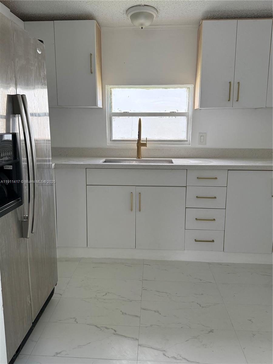 AMERICANA VILLAGE CONDO - Residential Lease