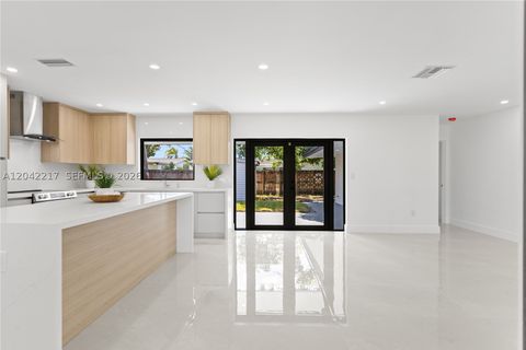 Tiny photo for 2431 Sabal Palm Dr, Miramar, FL 33023 (MLS # A12042217)