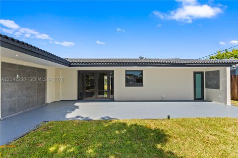 Tiny photo for 2431 Sabal Palm Dr, Miramar, FL 33023 (MLS # A12042217)