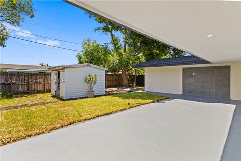 Tiny photo for 2431 Sabal Palm Dr, Miramar, FL 33023 (MLS # A12042217)