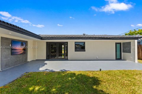 Tiny photo for 2431 Sabal Palm Dr, Miramar, FL 33023 (MLS # A12042217)