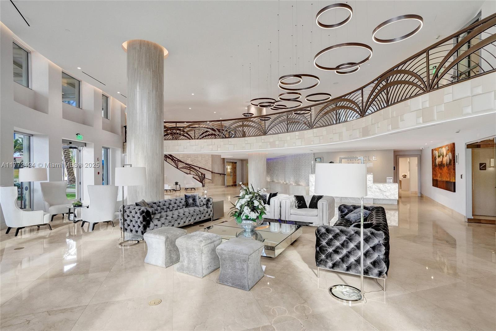 THE PINNACLE CONDO - Residential