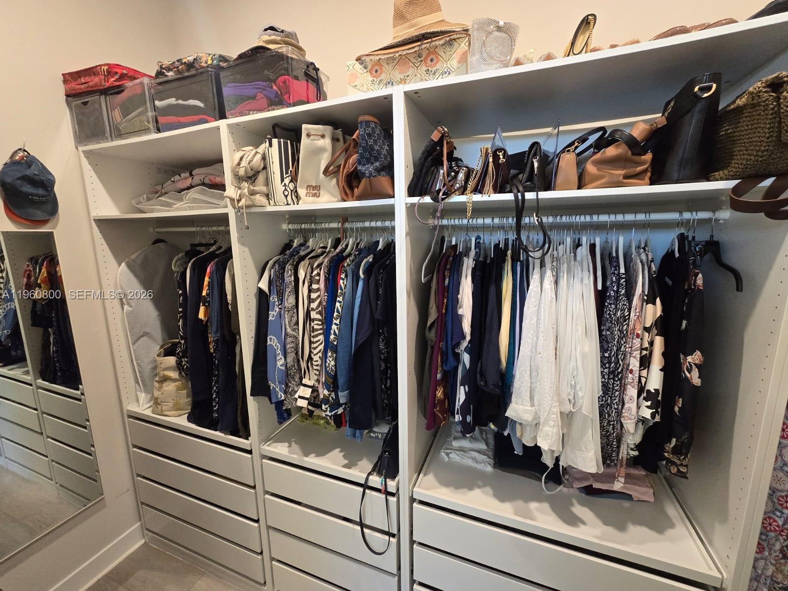 MCJUNKIN FARMS PLAT - Residential