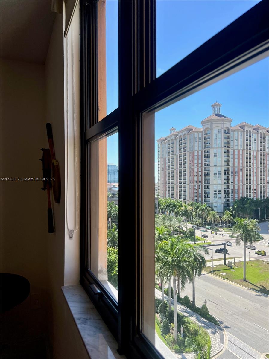 TOWER CONDO AT CITYPLACE - Residential Lease