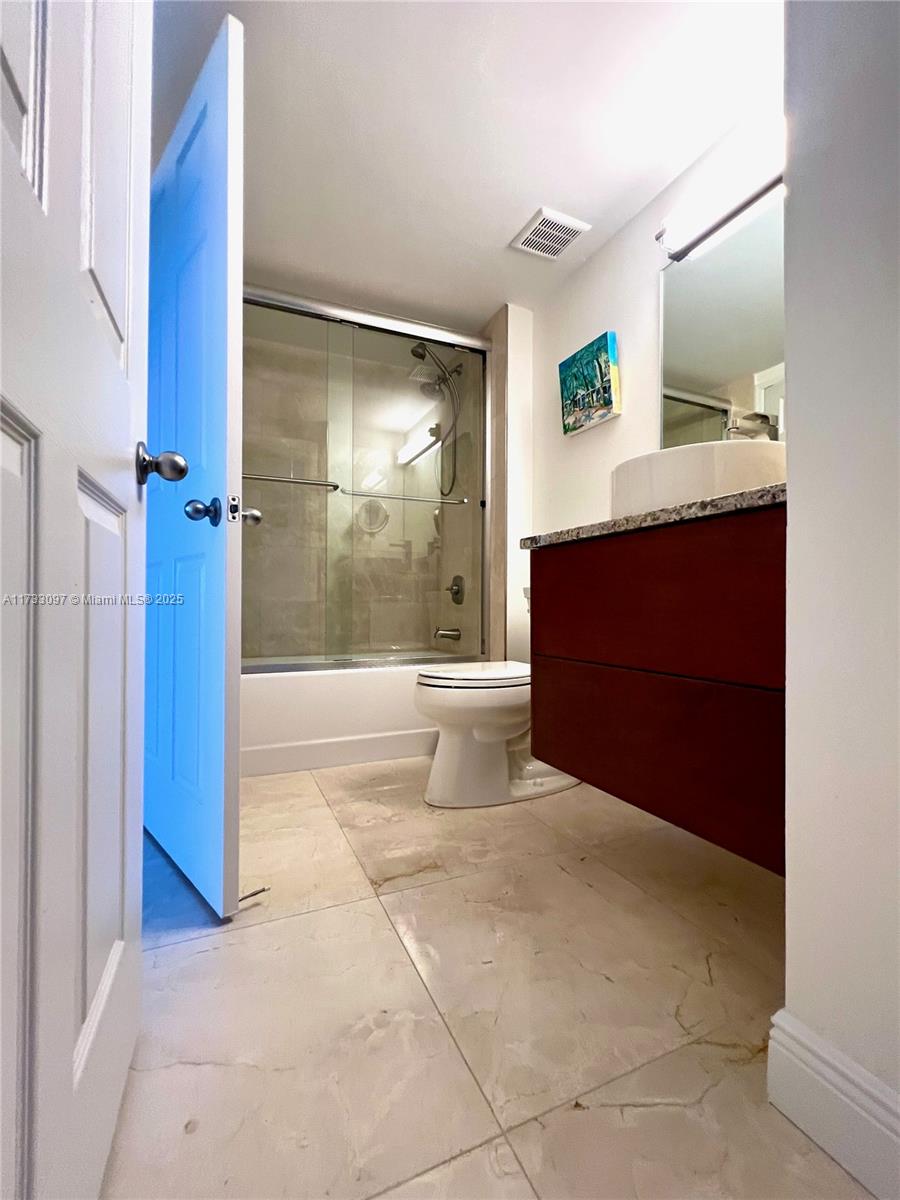 TOWER CONDO AT CITYPLACE - Residential Lease