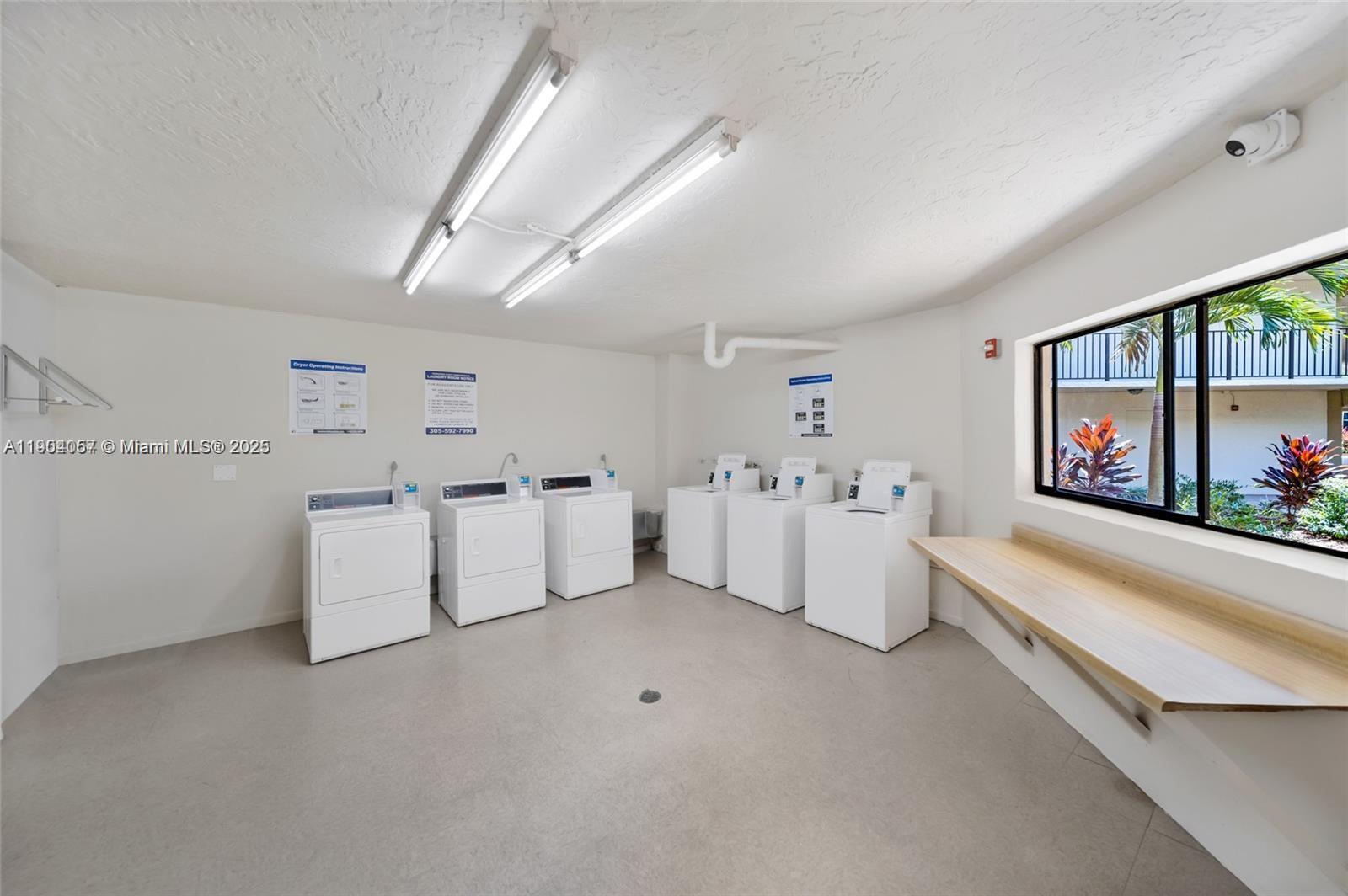 THE HORIZONS CONDO #6 - Residential Lease