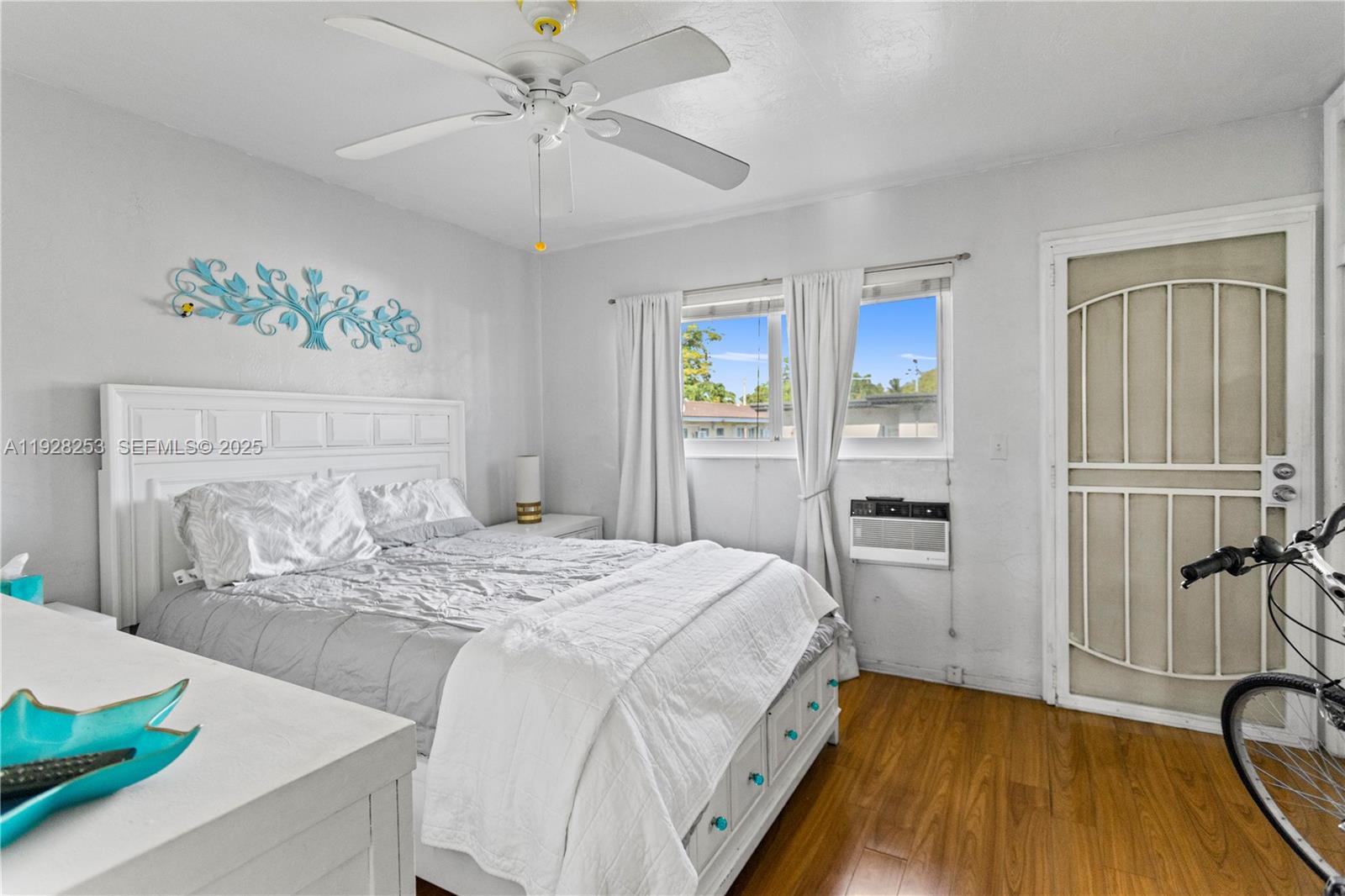 DIPLOMAT GARDEN CO-OP - Residential