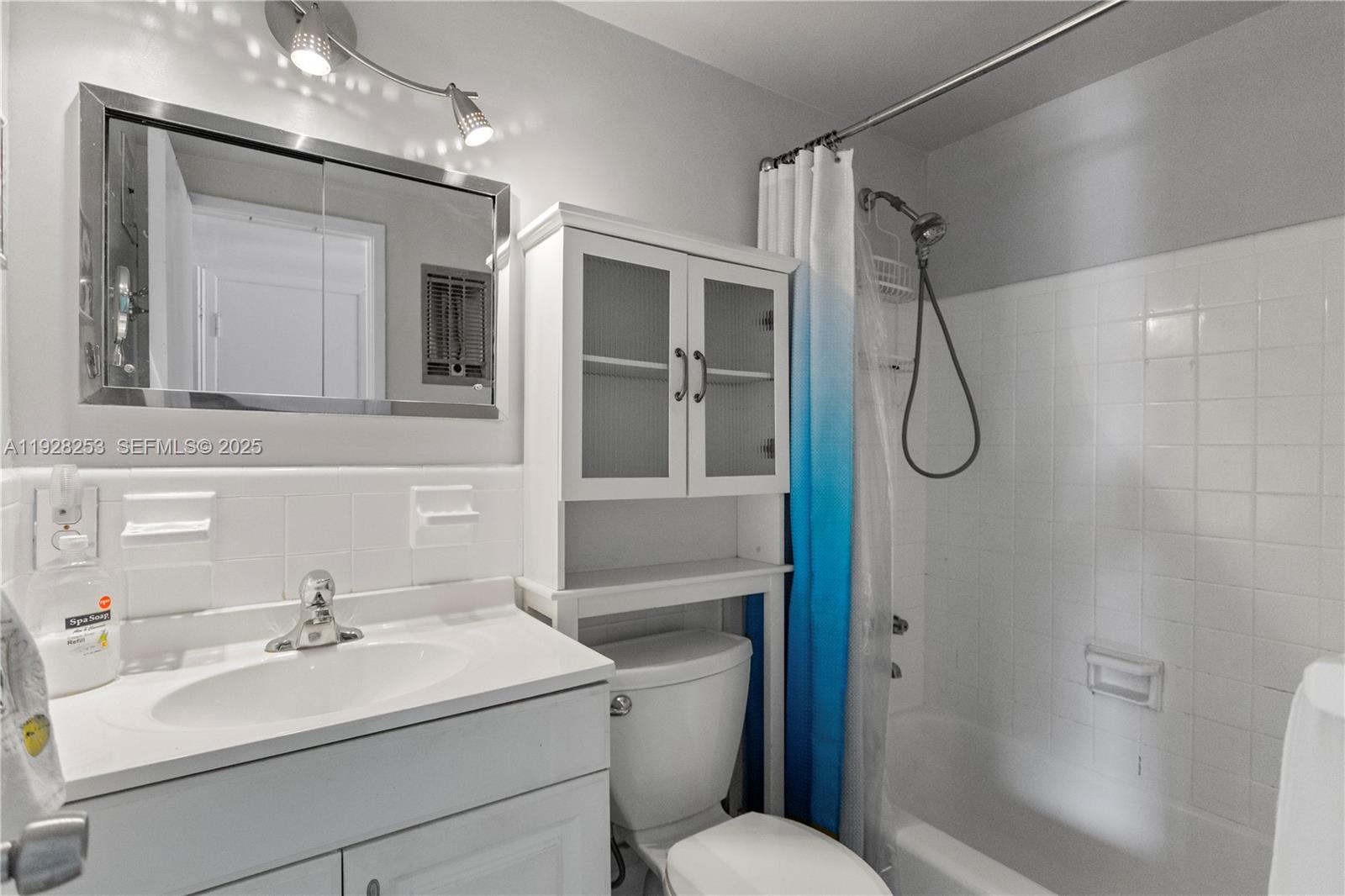 DIPLOMAT GARDEN CO-OP - Residential