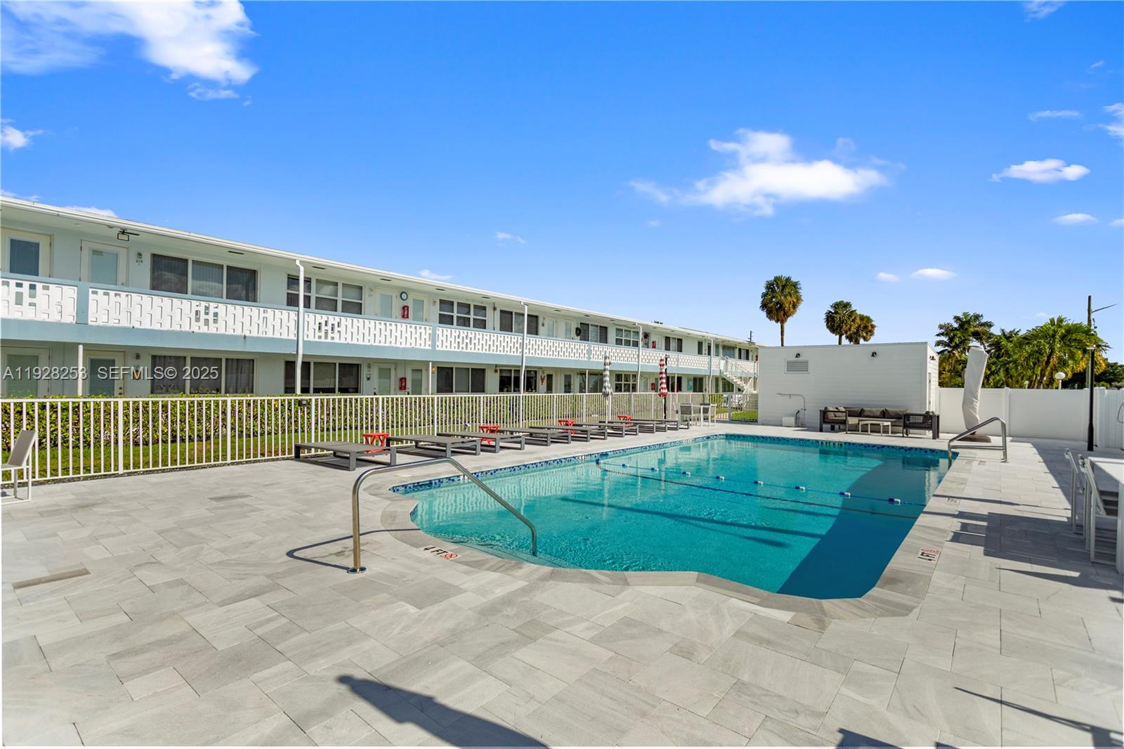 DIPLOMAT GARDEN CO-OP - Residential