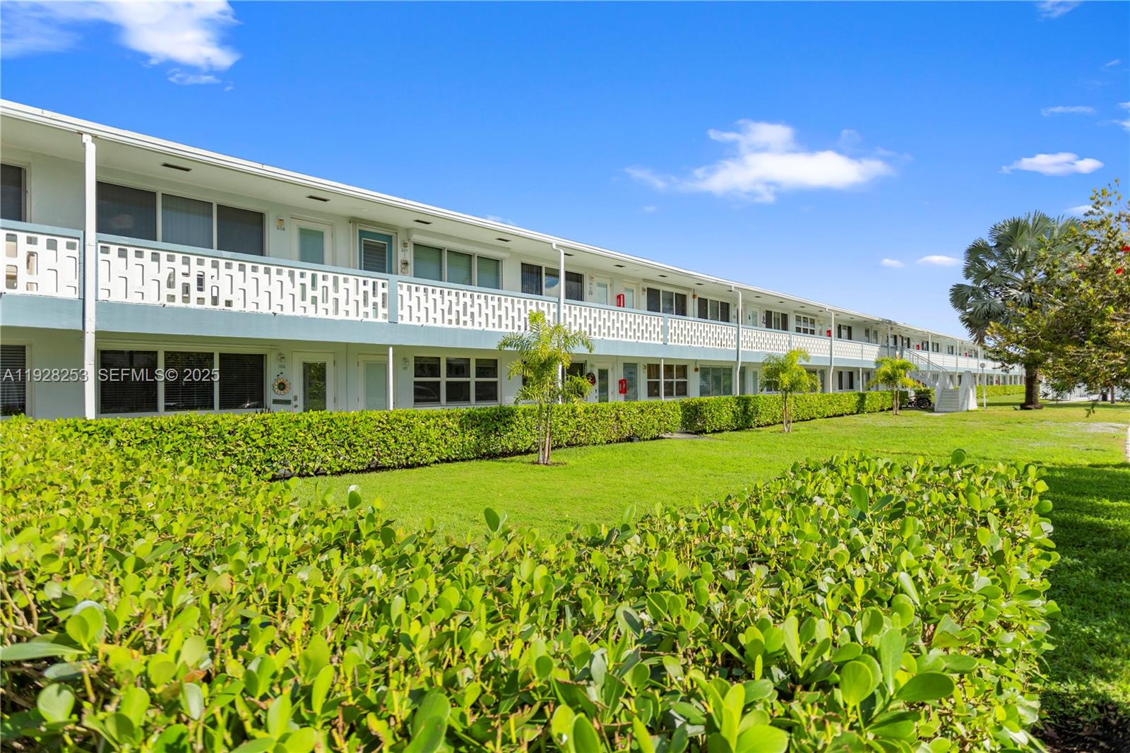 DIPLOMAT GARDEN CO-OP - Residential