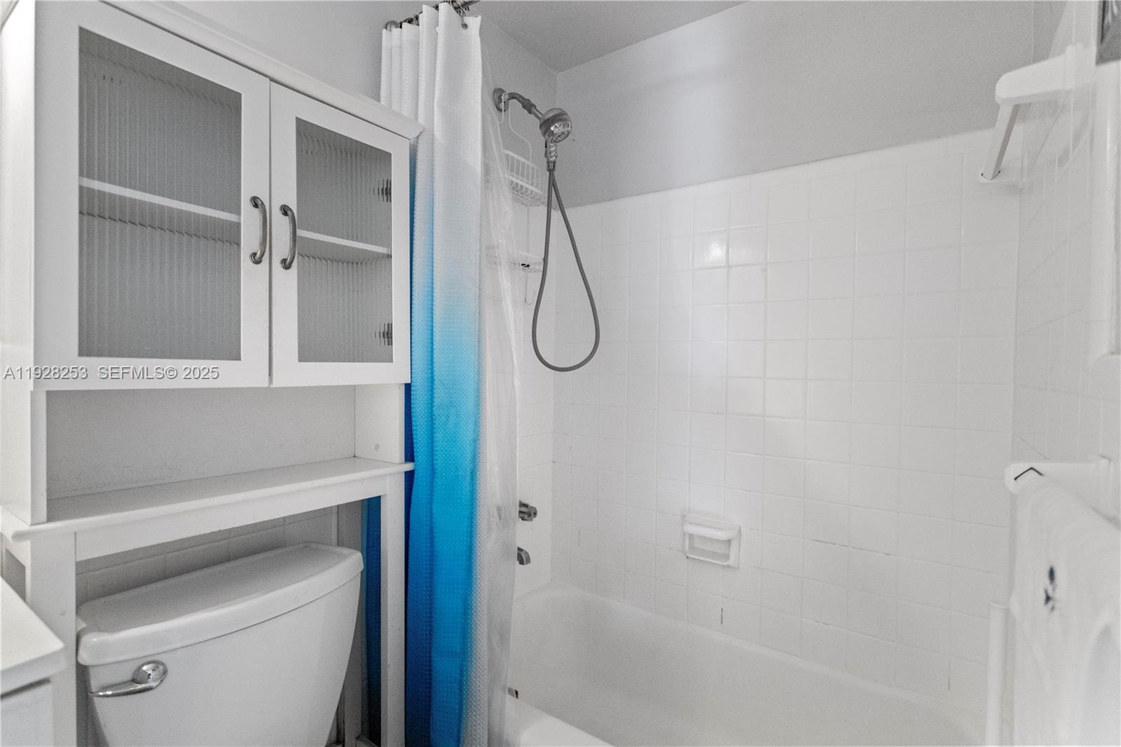 DIPLOMAT GARDEN CO-OP - Residential