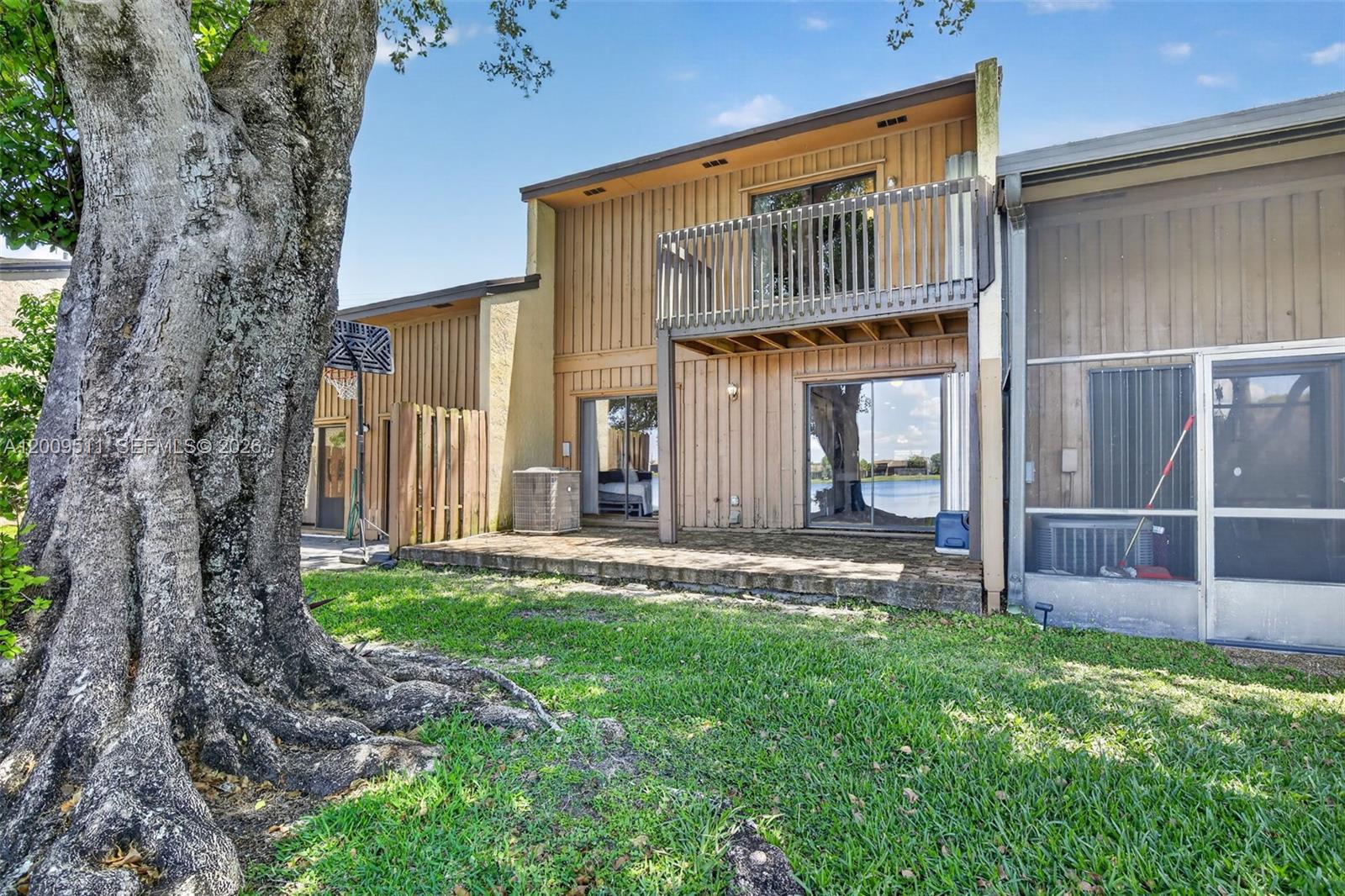Pine Island Lakes Townhome - Residential
