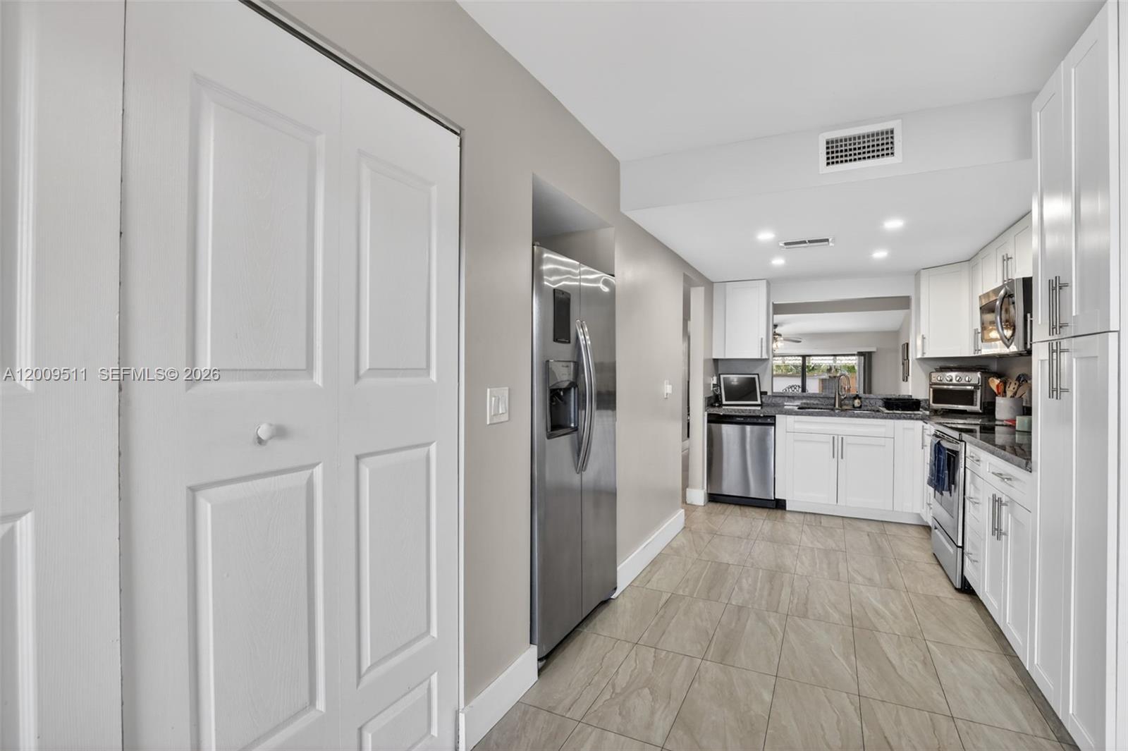 Pine Island Lakes Townhome - Residential
