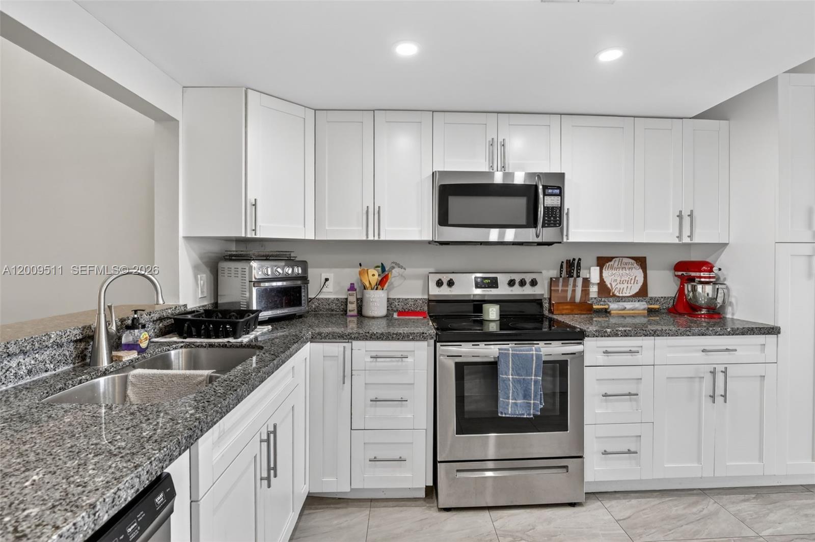 Pine Island Lakes Townhome - Residential