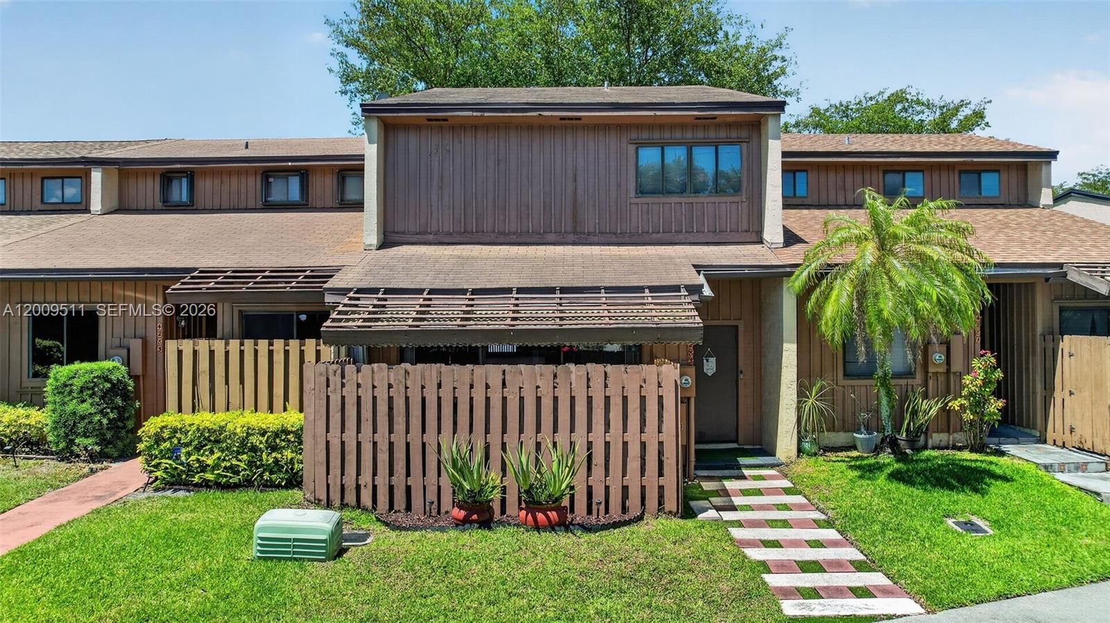 Pine Island Lakes Townhome - Residential