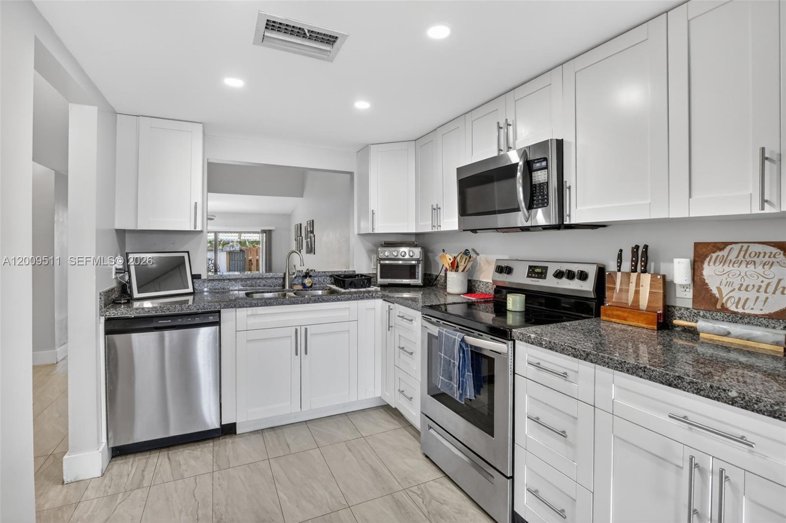 Pine Island Lakes Townhome - Residential