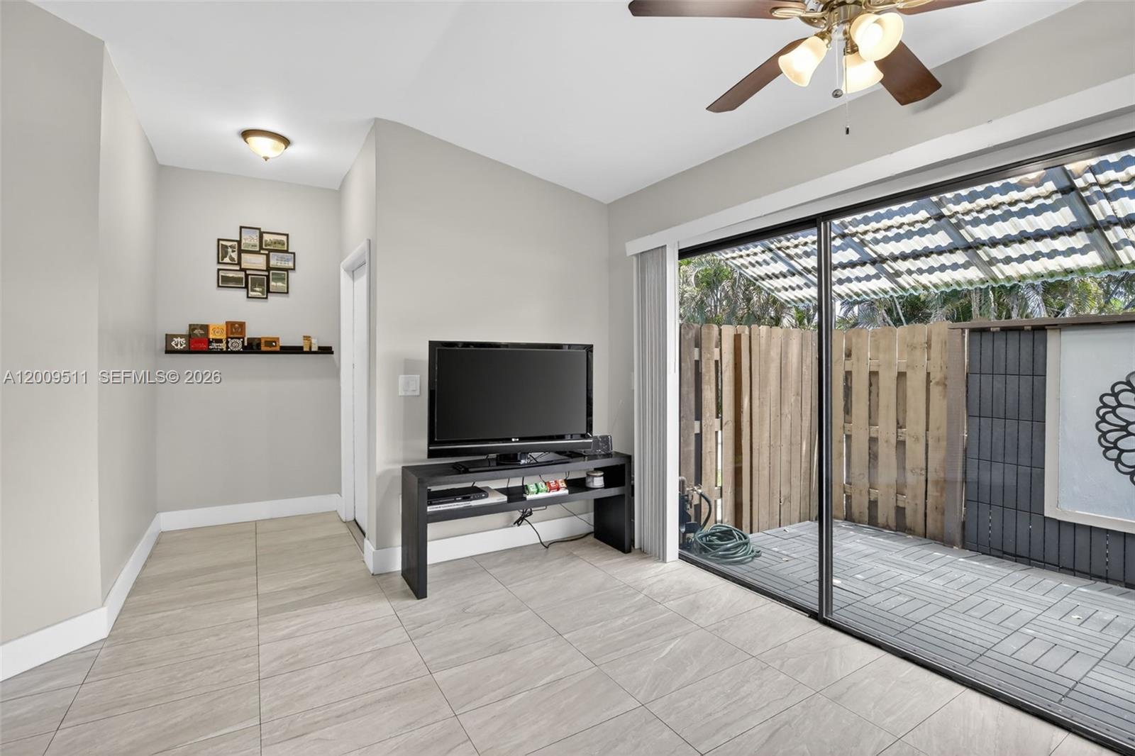 Pine Island Lakes Townhome - Residential