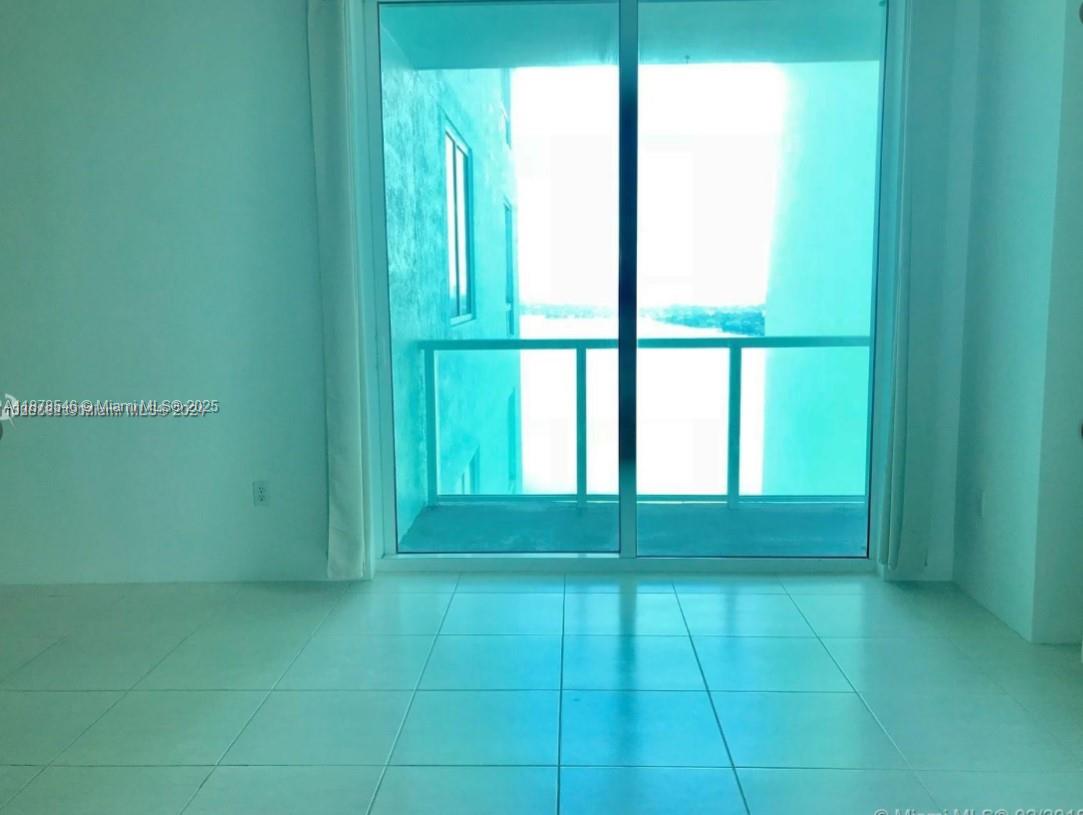 1900 N Bayshore Dr 2305