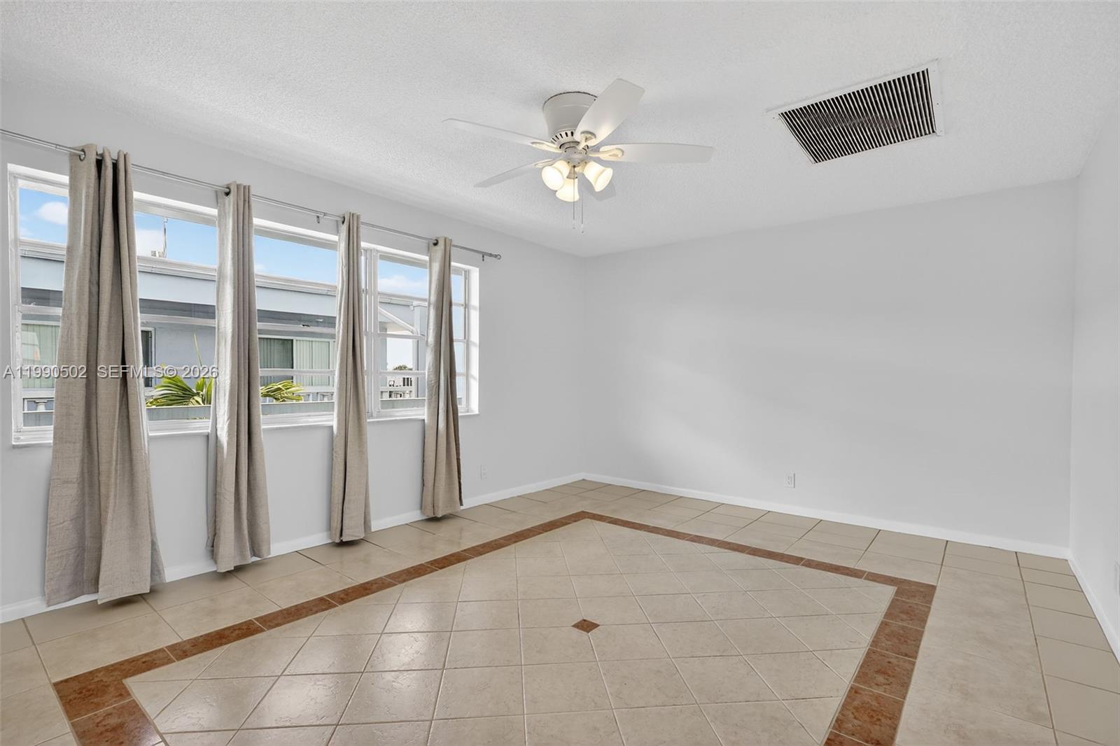 SECOND GULFSTREAM GARDEN - Residential