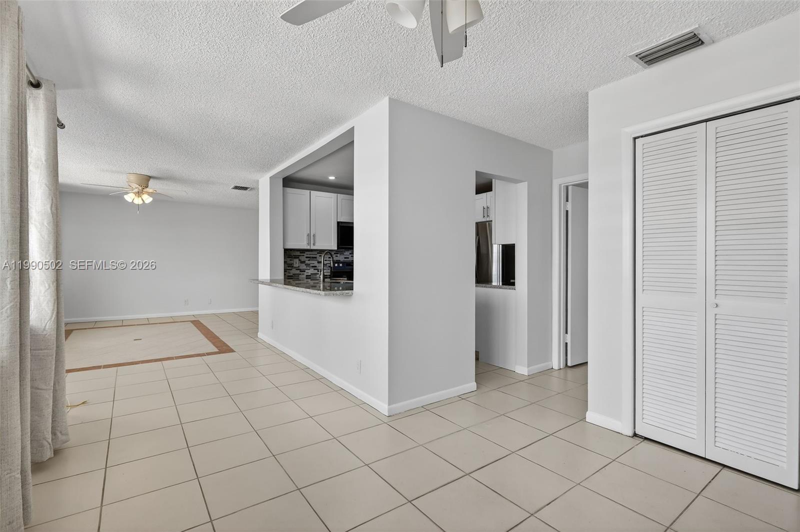 SECOND GULFSTREAM GARDEN - Residential