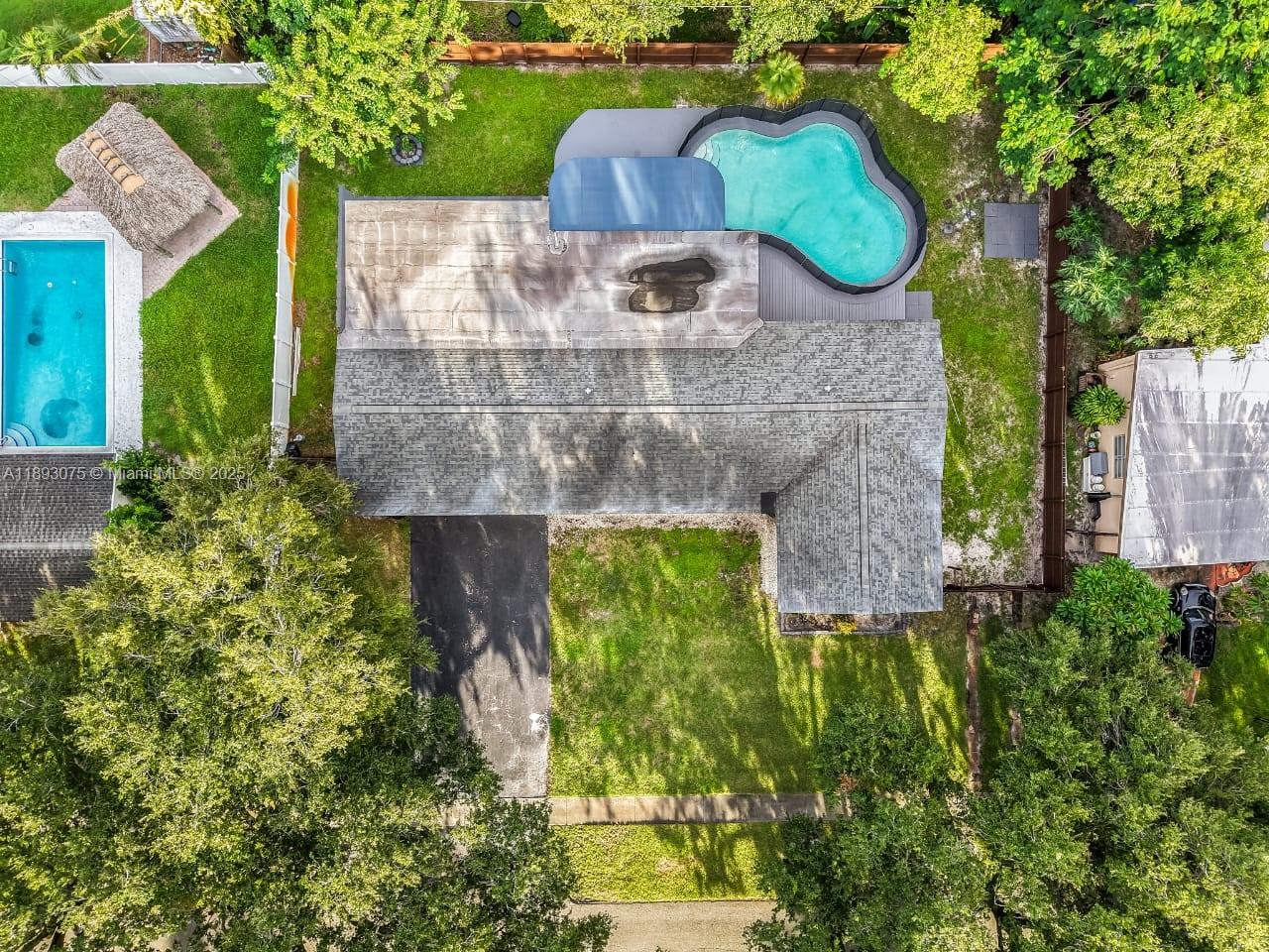 PLANTATION MANORS-RESUB - Residential Lease