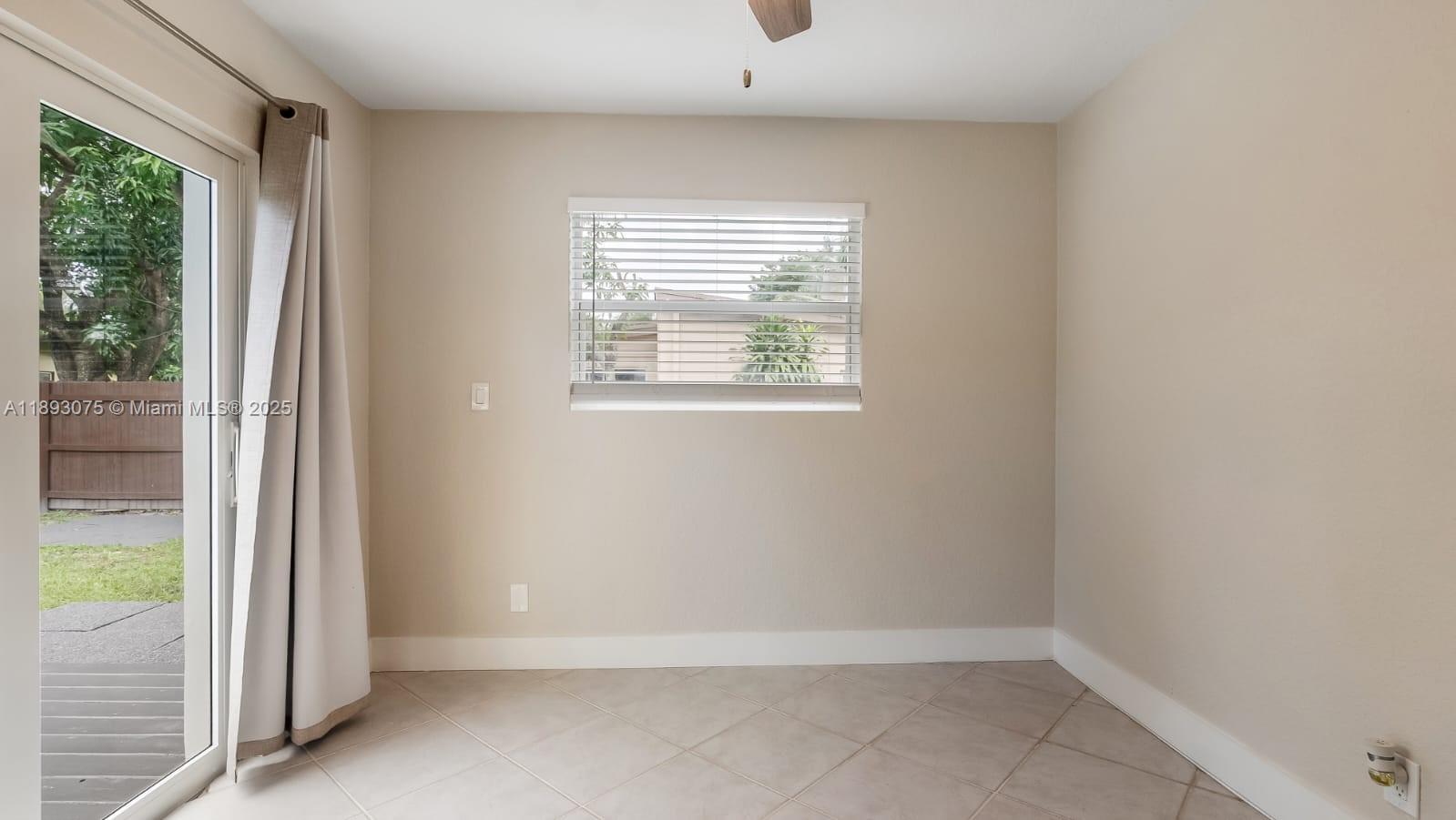 PLANTATION MANORS-RESUB - Residential Lease