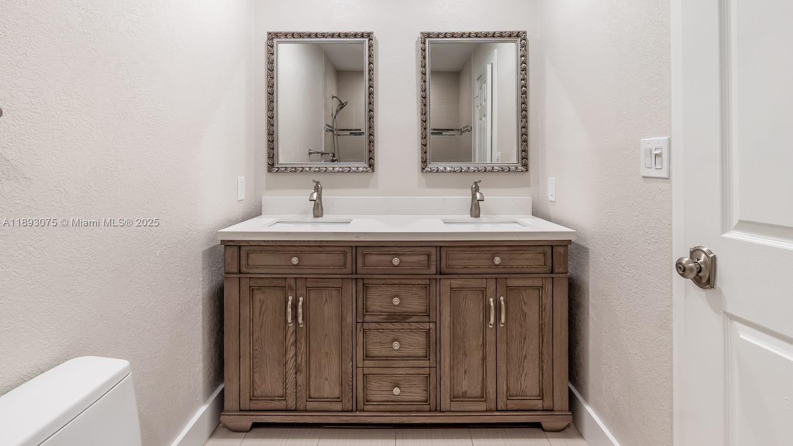 PLANTATION MANORS-RESUB - Residential Lease