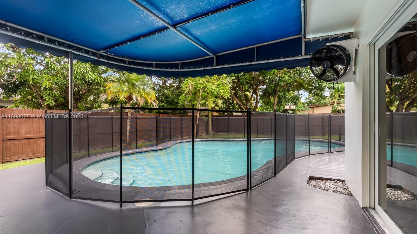 PLANTATION MANORS-RESUB - Residential Lease