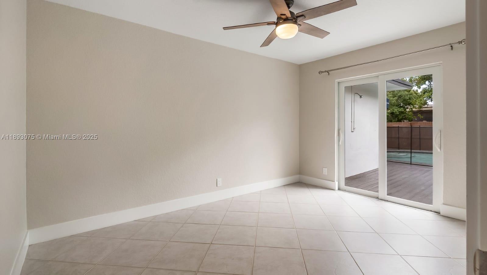 PLANTATION MANORS-RESUB - Residential Lease