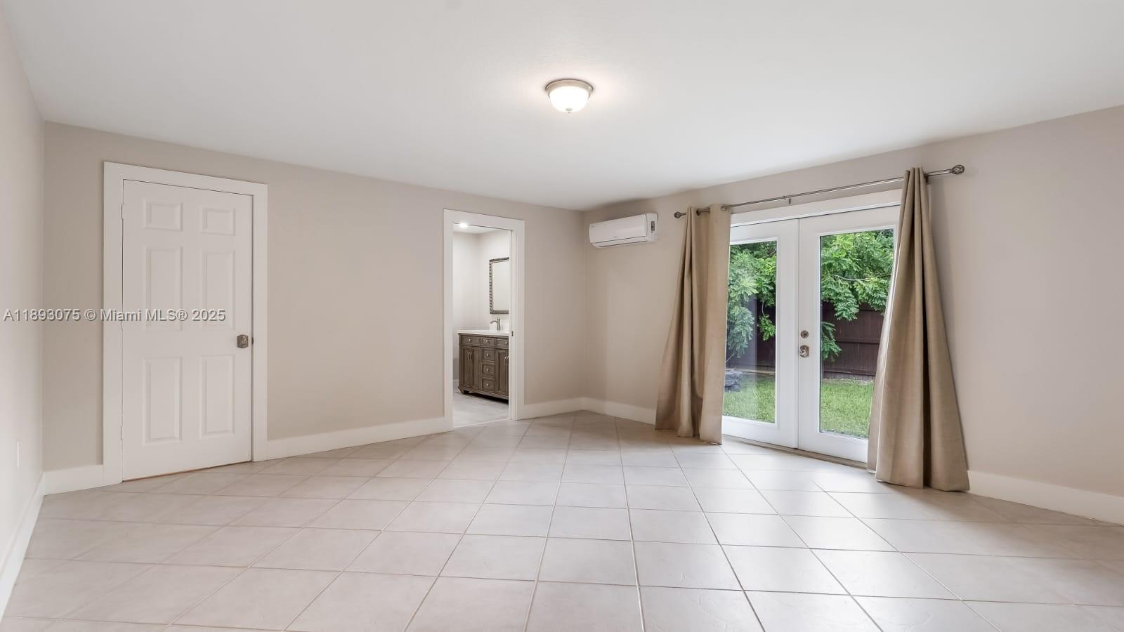 PLANTATION MANORS-RESUB - Residential Lease