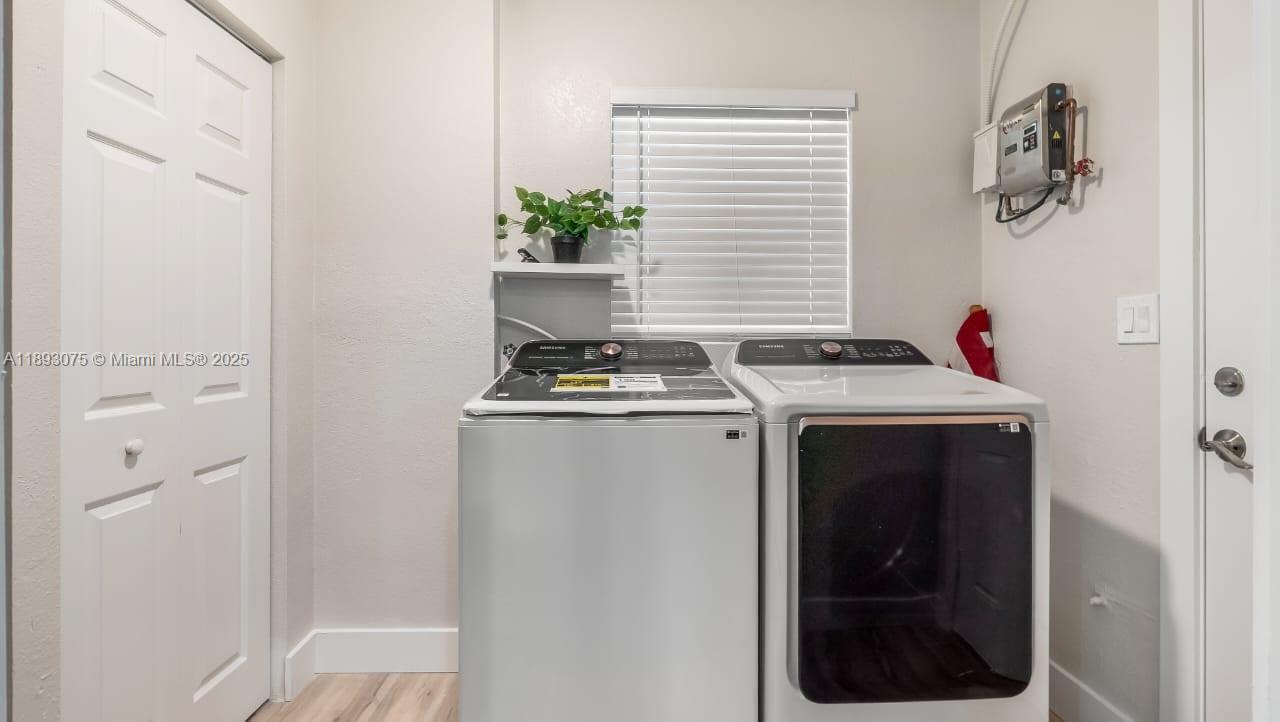 PLANTATION MANORS-RESUB - Residential Lease