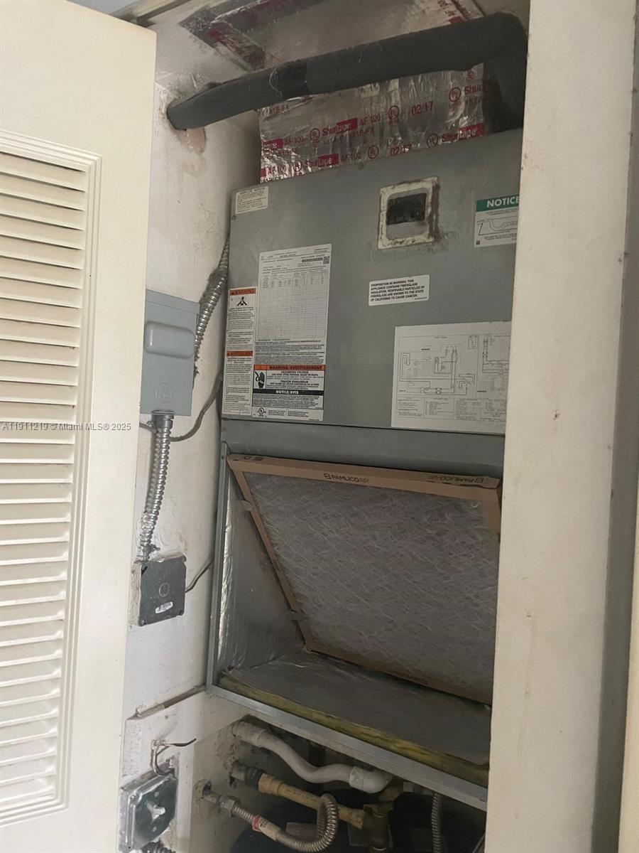 POLYNESIAN GARDENS CONDOM - Residential Lease