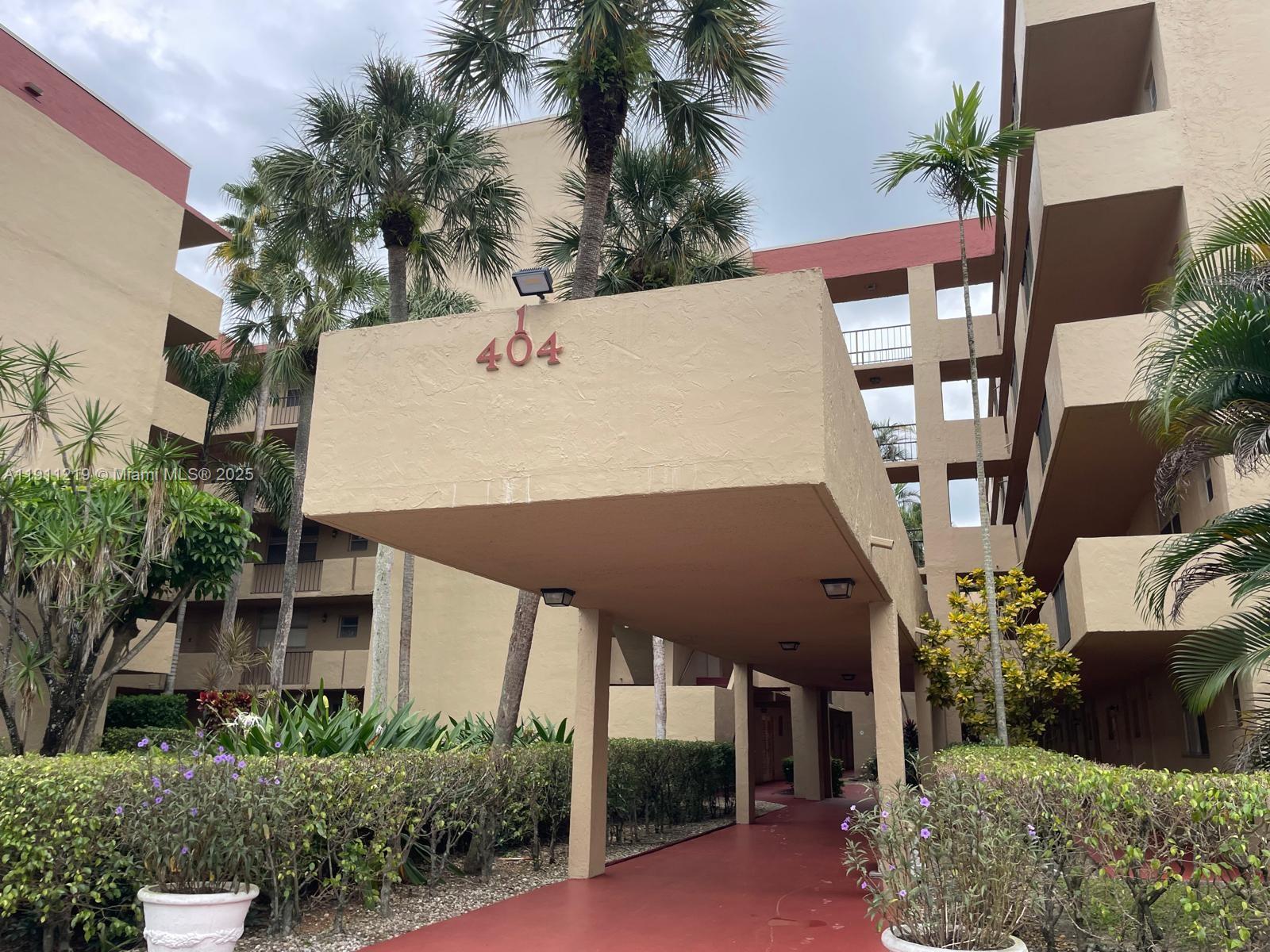 POLYNESIAN GARDENS CONDOM - Residential Lease