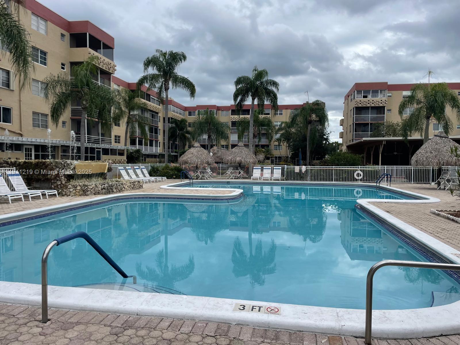 POLYNESIAN GARDENS CONDOM - Residential Lease