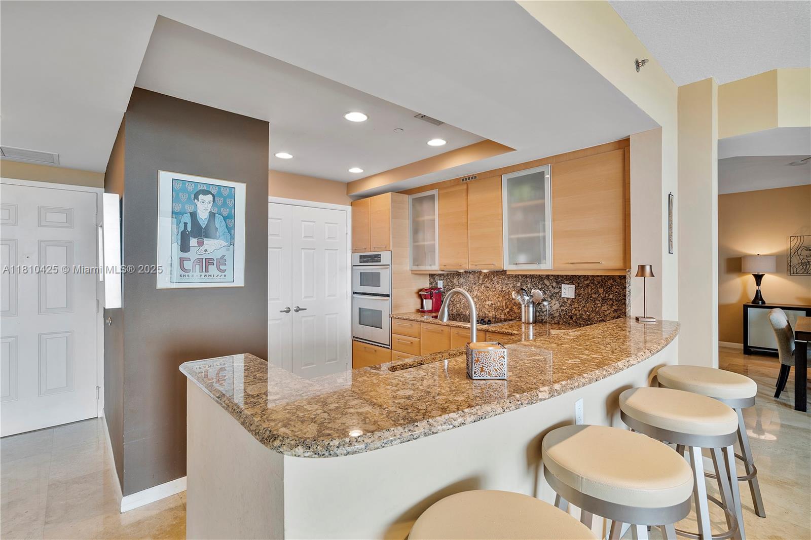 PORT CONDOMINIUM - Residential