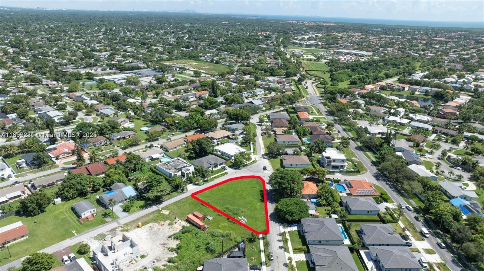 9800 SW 213th St, Cutler Bay, FL, 33189/$399,900 3 9800 SW 213th St