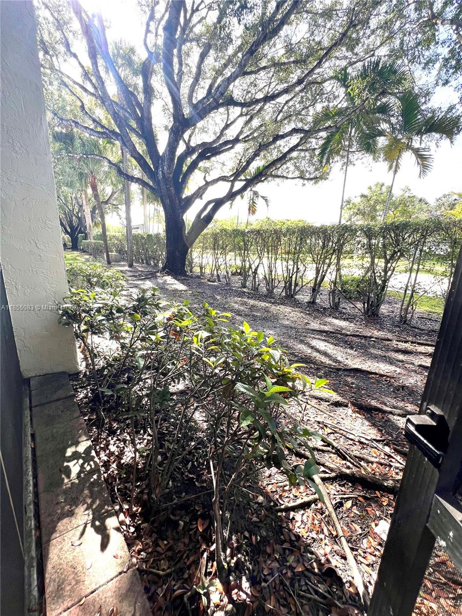 RACQUET CLUB APARTMENTS A - Residential