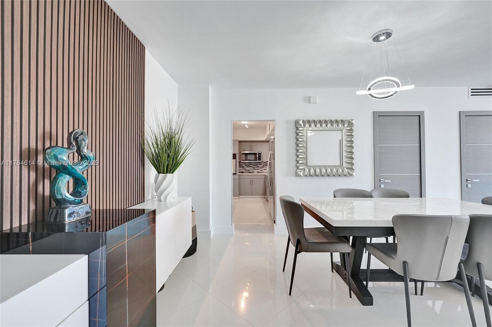 SIAN OCEAN RESIDENCES CON - Residential Lease