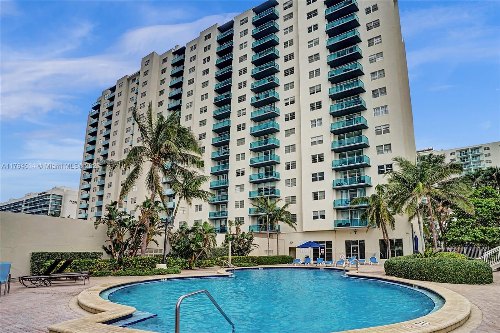 SIAN OCEAN RESIDENCES CON - Residential Lease