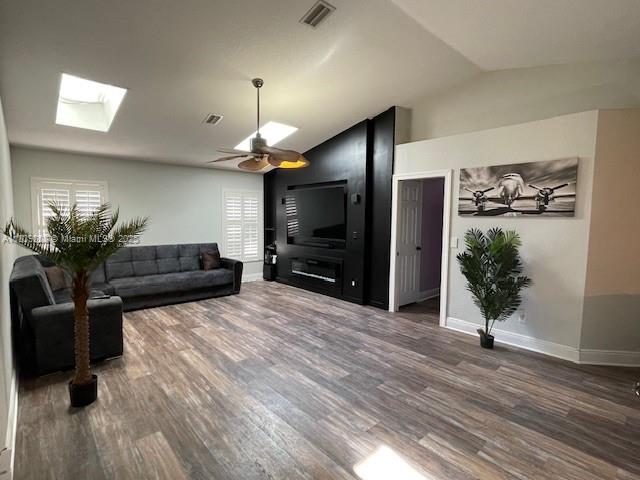 1828 SW 18TH TER