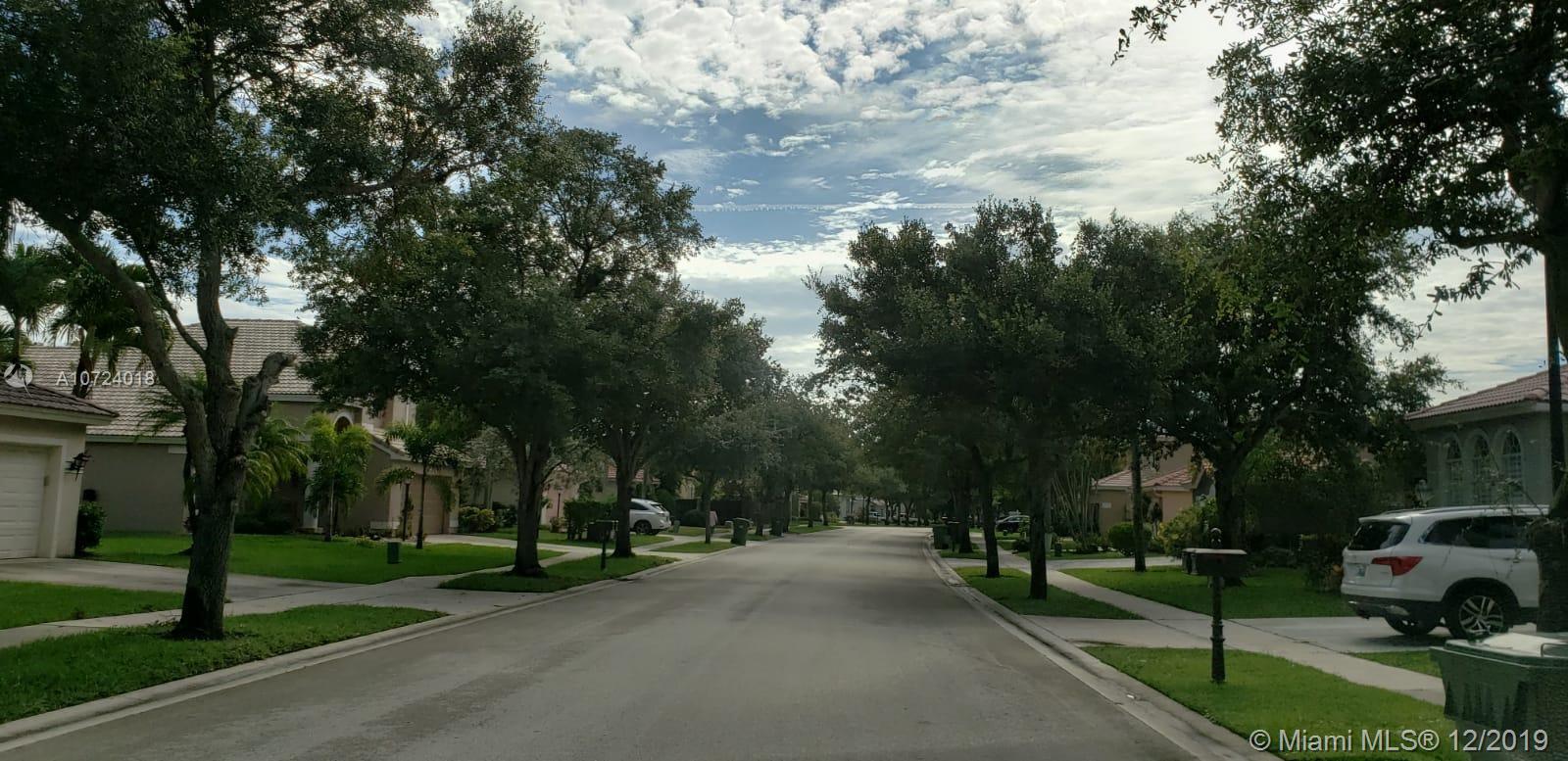 PEMBROKE FALLS - PHASE 1 - Residential