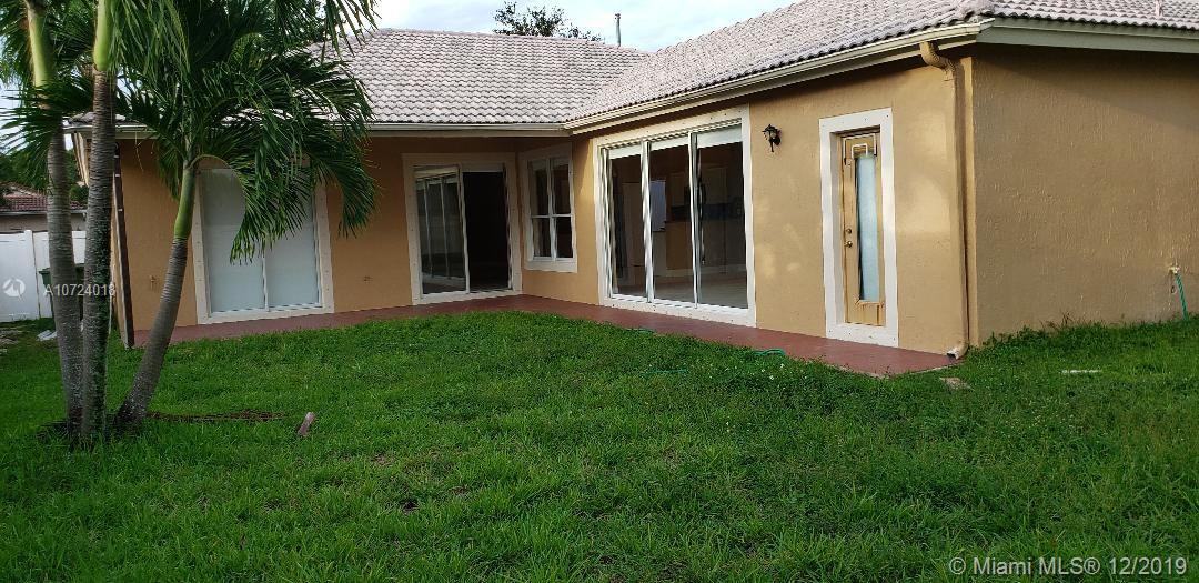 PEMBROKE FALLS - PHASE 1 - Residential