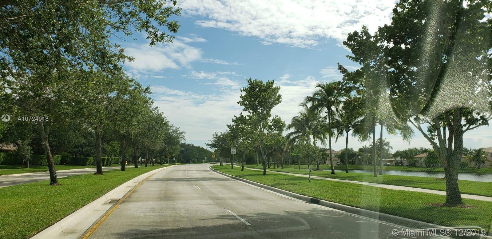 PEMBROKE FALLS - PHASE 1 - Residential