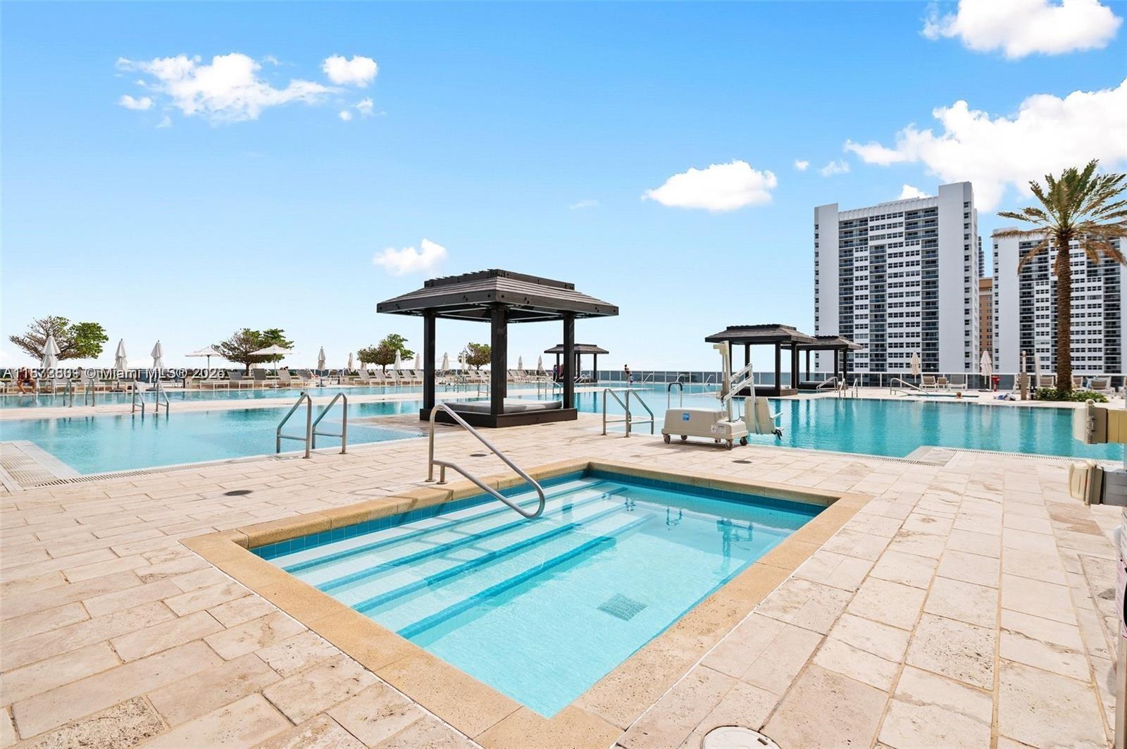 BEACH CLUB CONDO - Residential Lease