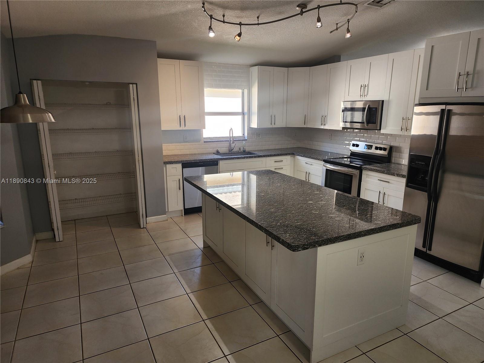 OAK CREEK NORTH REPLAT - Residential