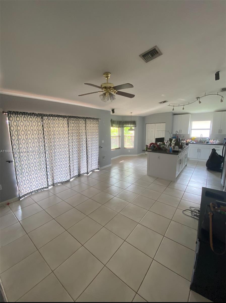 OAK CREEK NORTH REPLAT - Residential