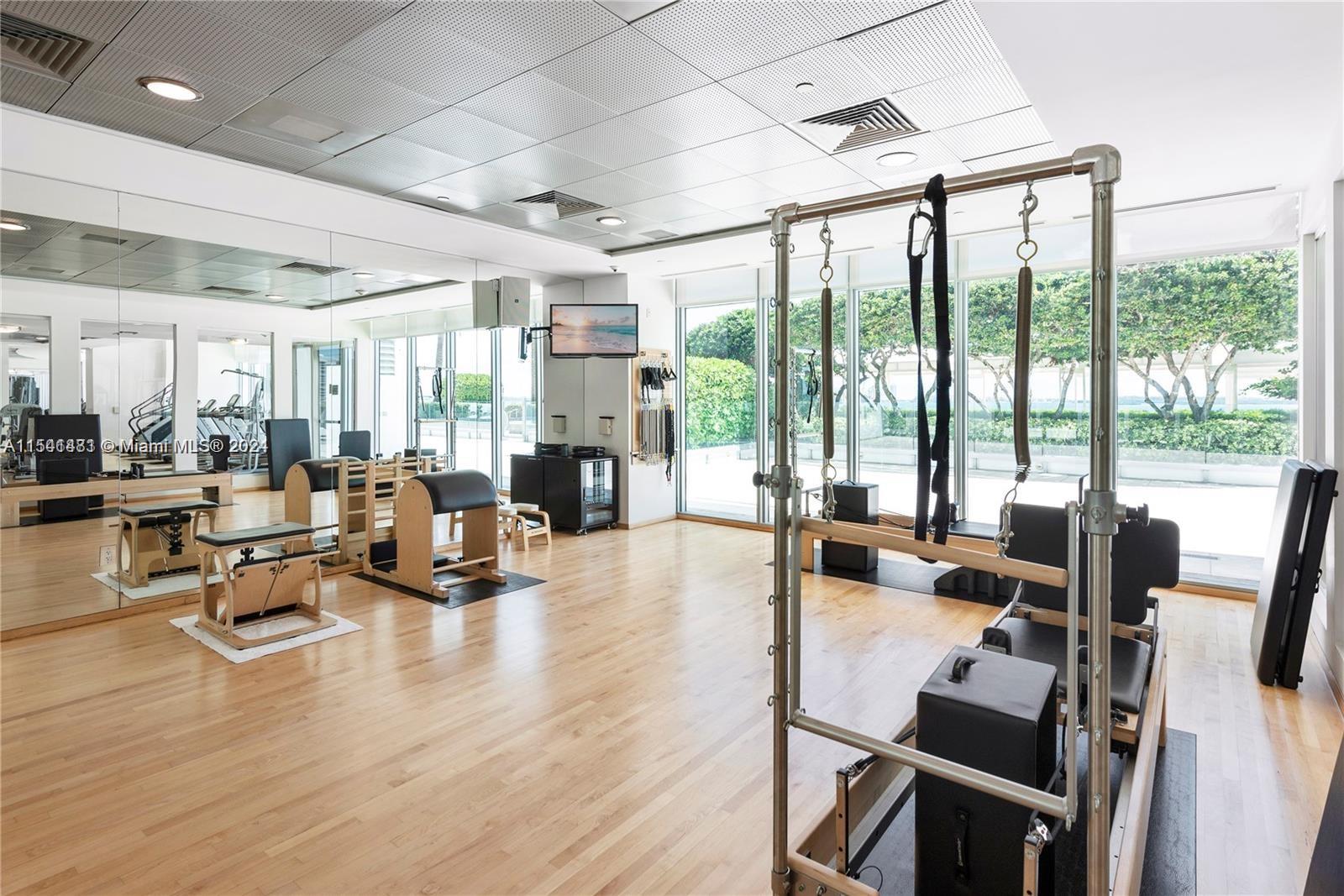 JADE RESIDENCES BRICKELL - Residential