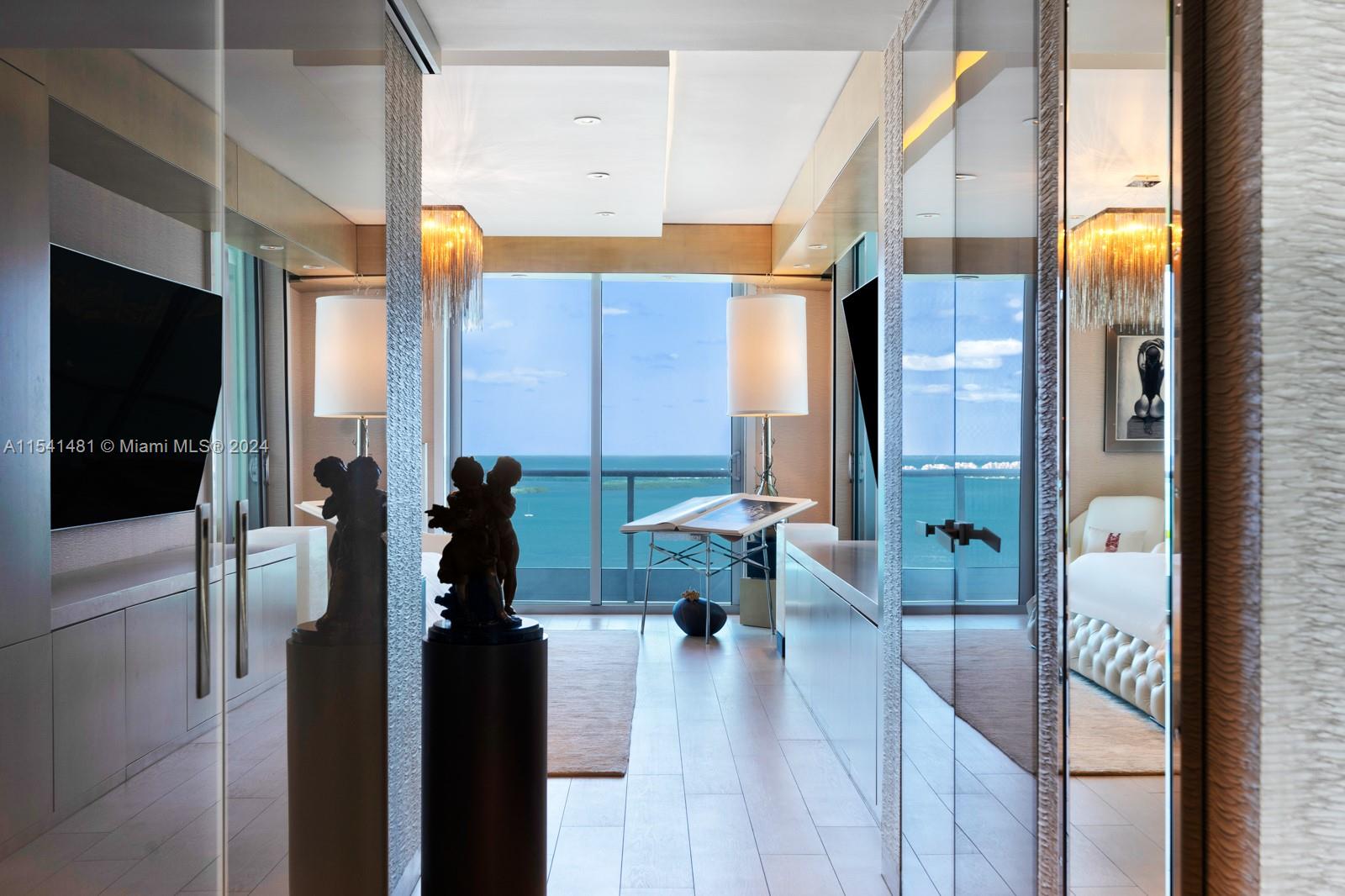 JADE RESIDENCES BRICKELL - Residential