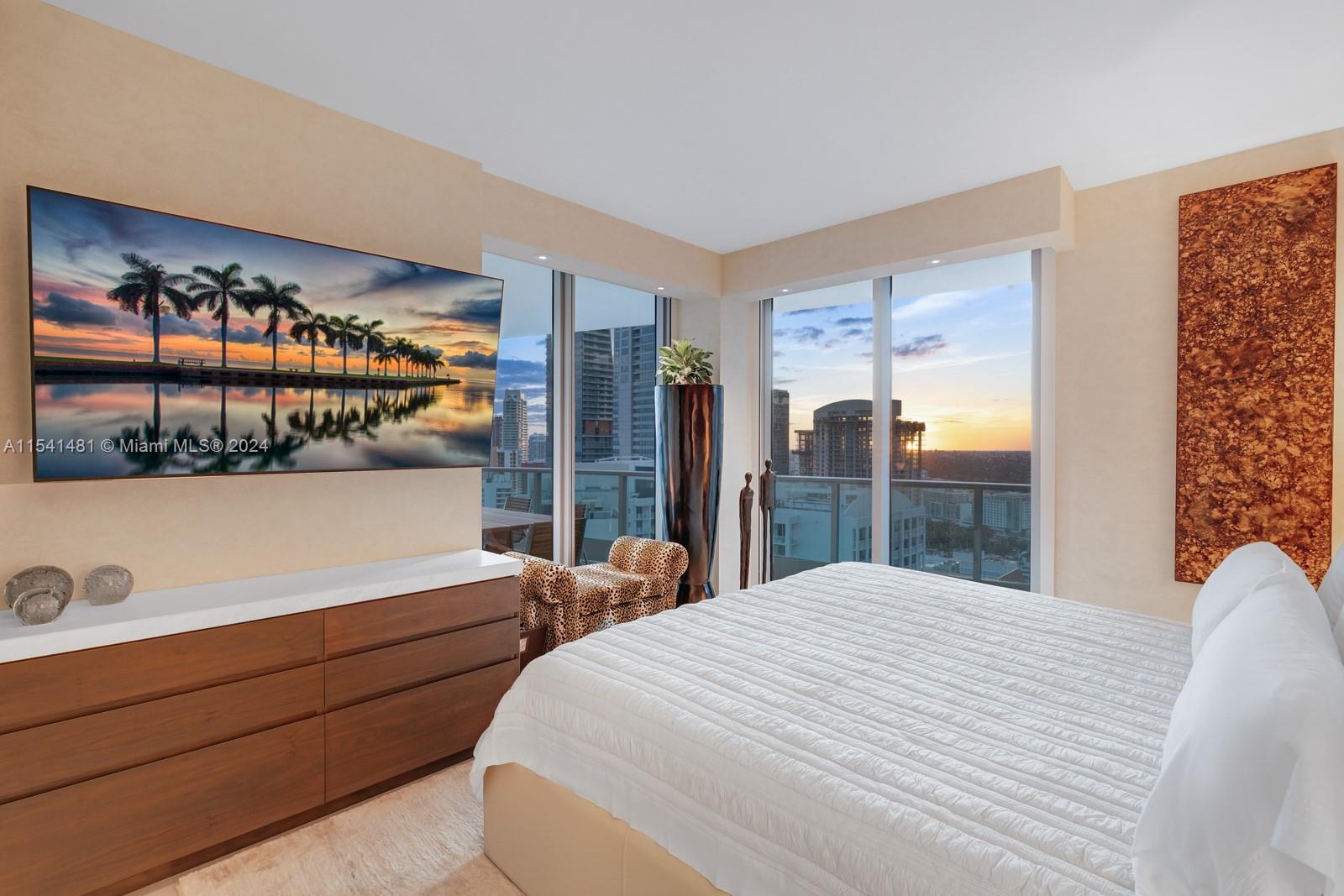 JADE RESIDENCES BRICKELL - Residential