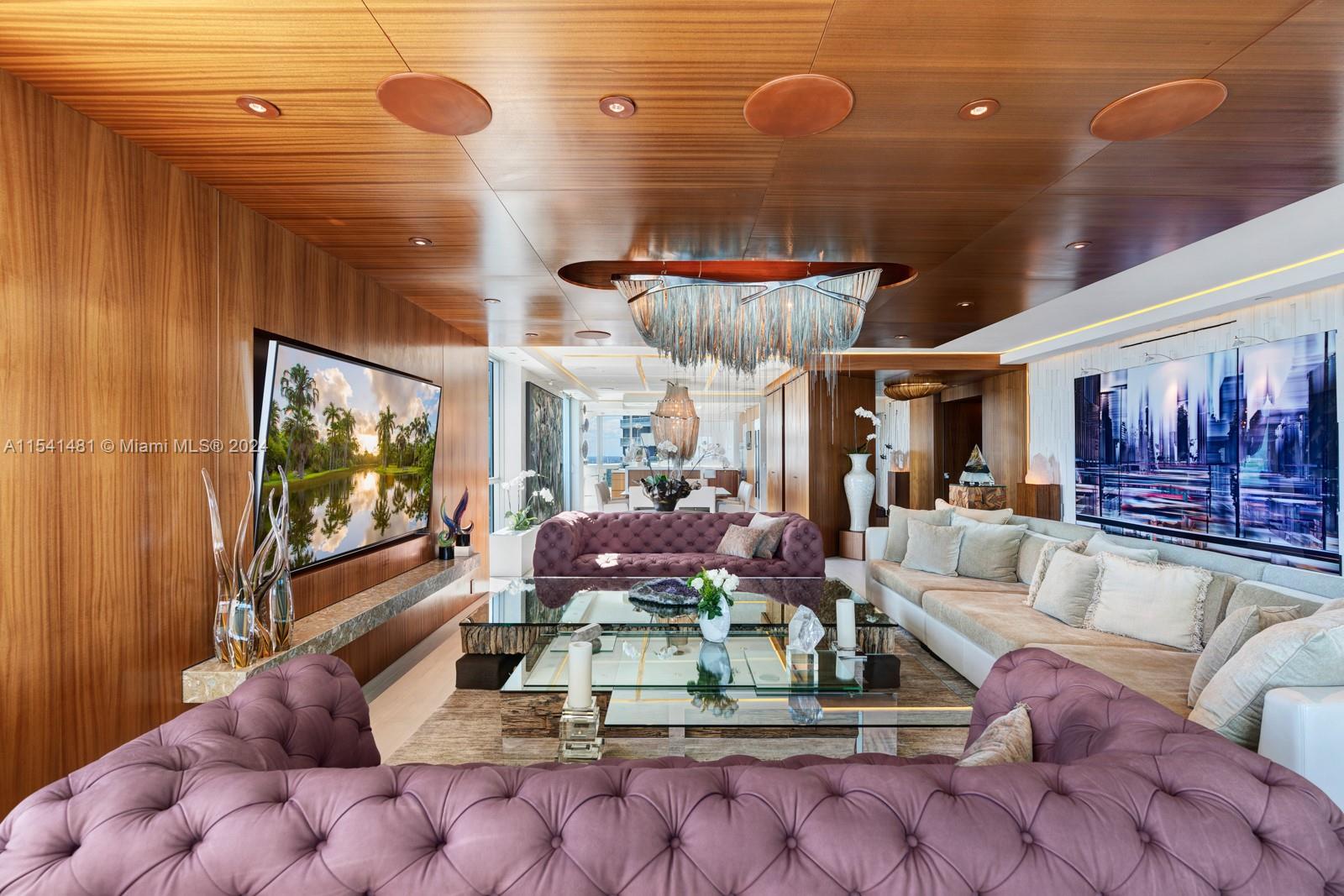 JADE RESIDENCES BRICKELL - Residential